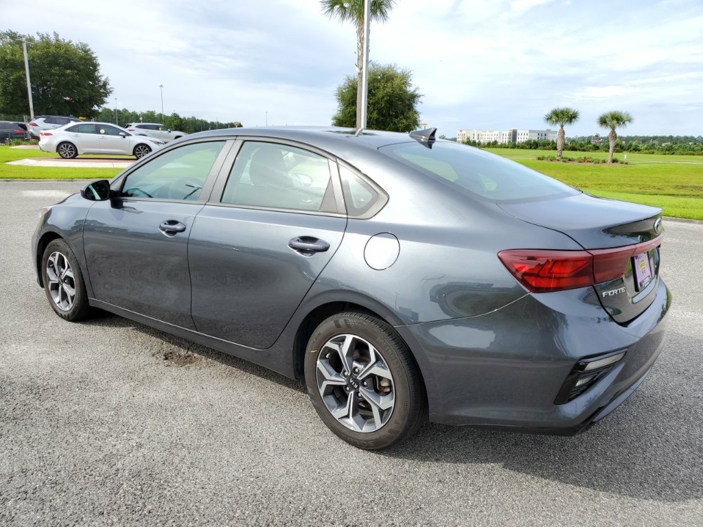 Pre-Owned 2019 Kia Forte FE FWD 4D Sedan