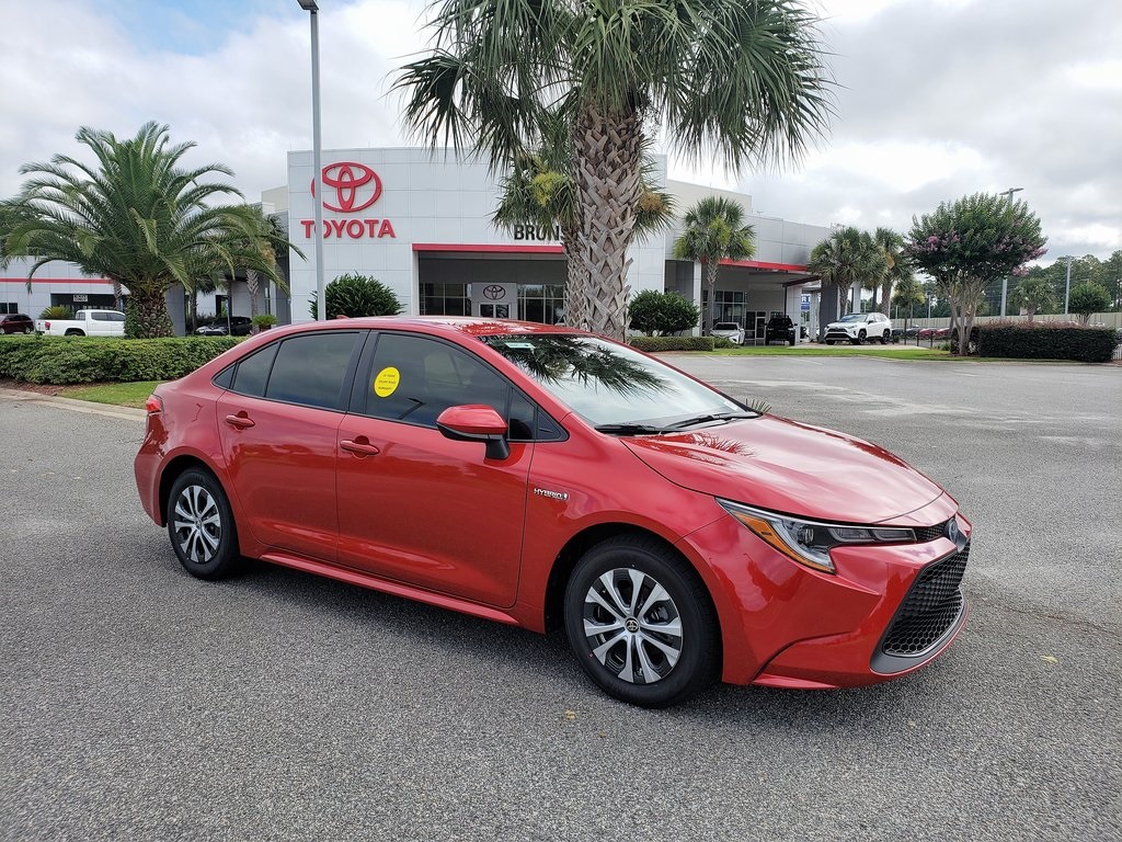 New 2021 Toyota Corolla Hybrid LE FWD 4D Sedan